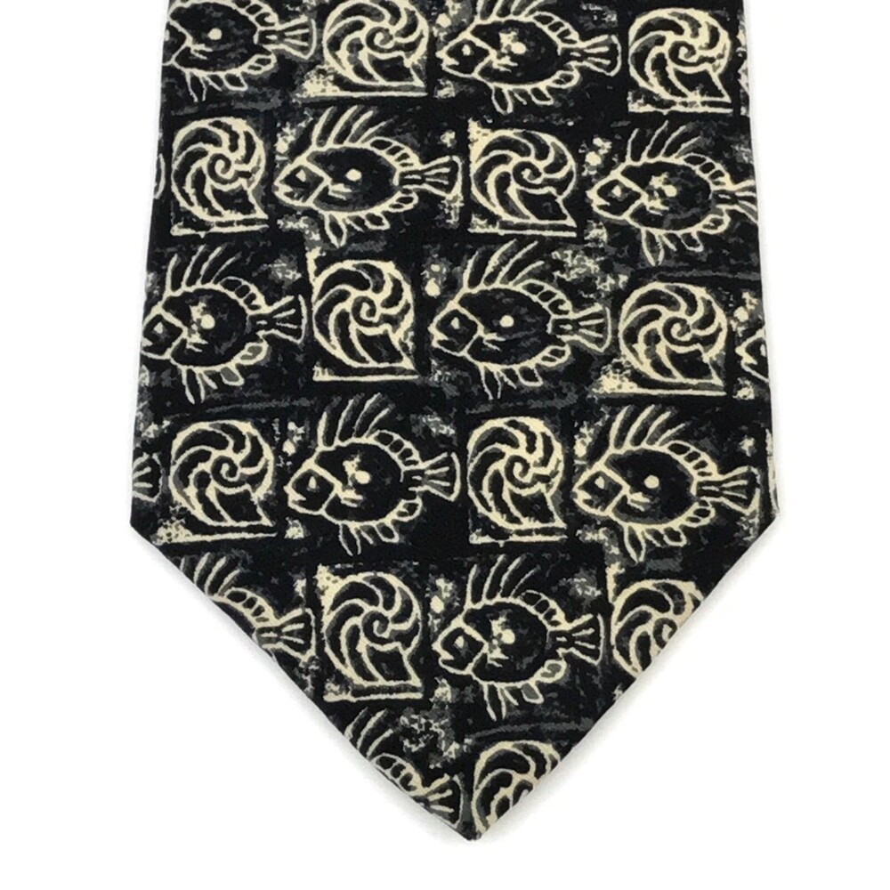 Hugo Boss Mens Tie Necktie Made in Italy Black Beige Fish Shells 100% Silk 57"